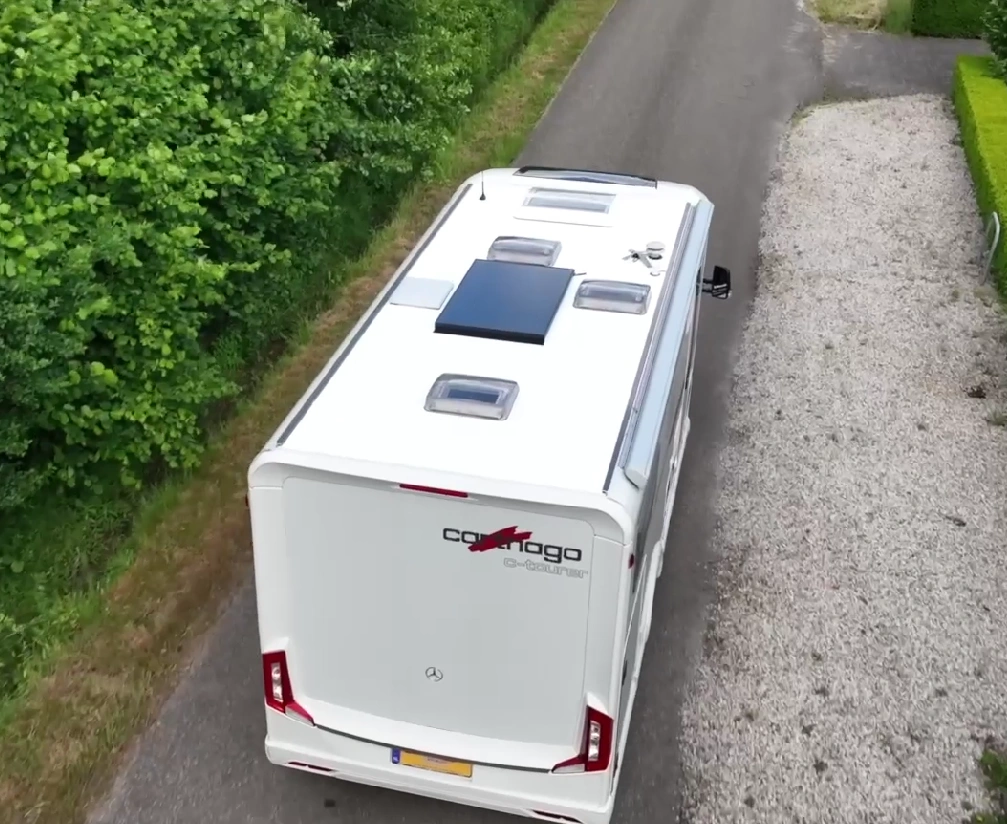 Carthago camper met zonnepanelen