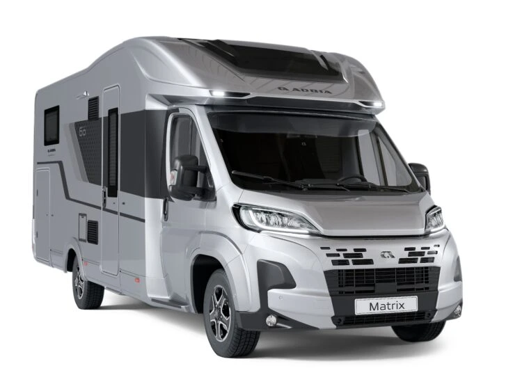 Adria Coral XL 660 SL zilver