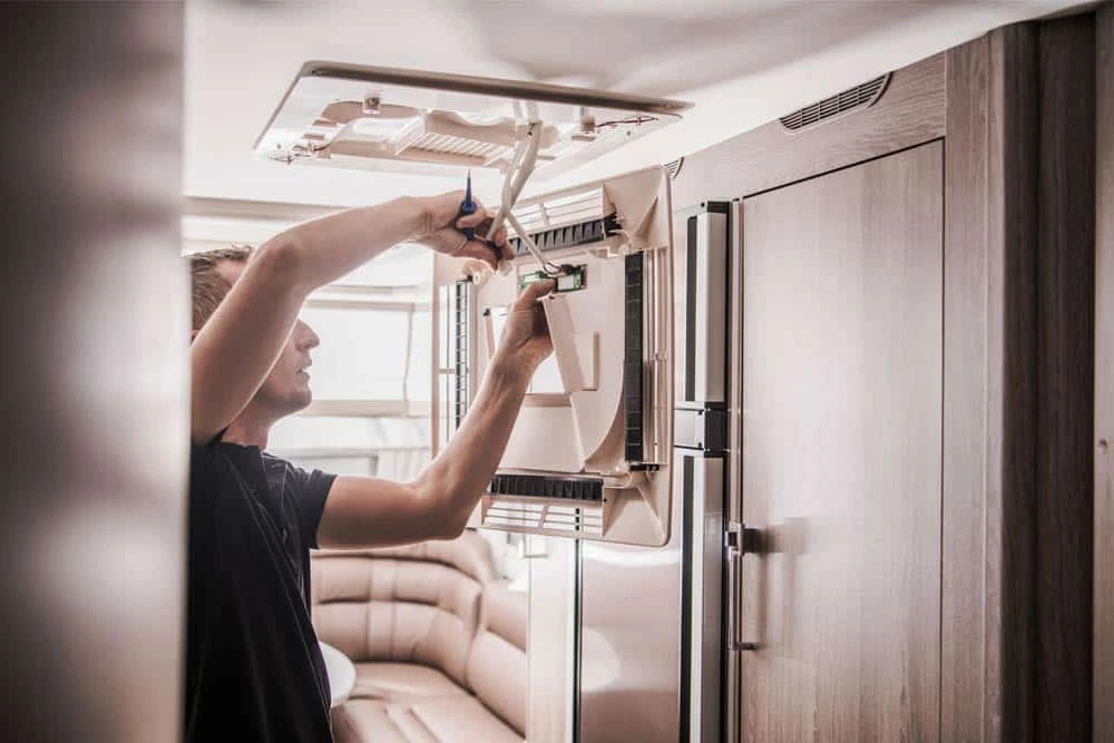 Bakker-Campers-Inbouw-van-accessoires