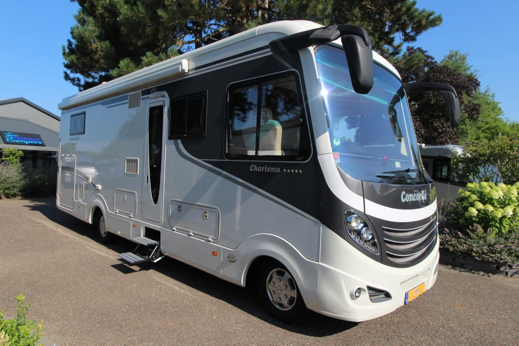 Concorde Charisma integraalcamper<br />
