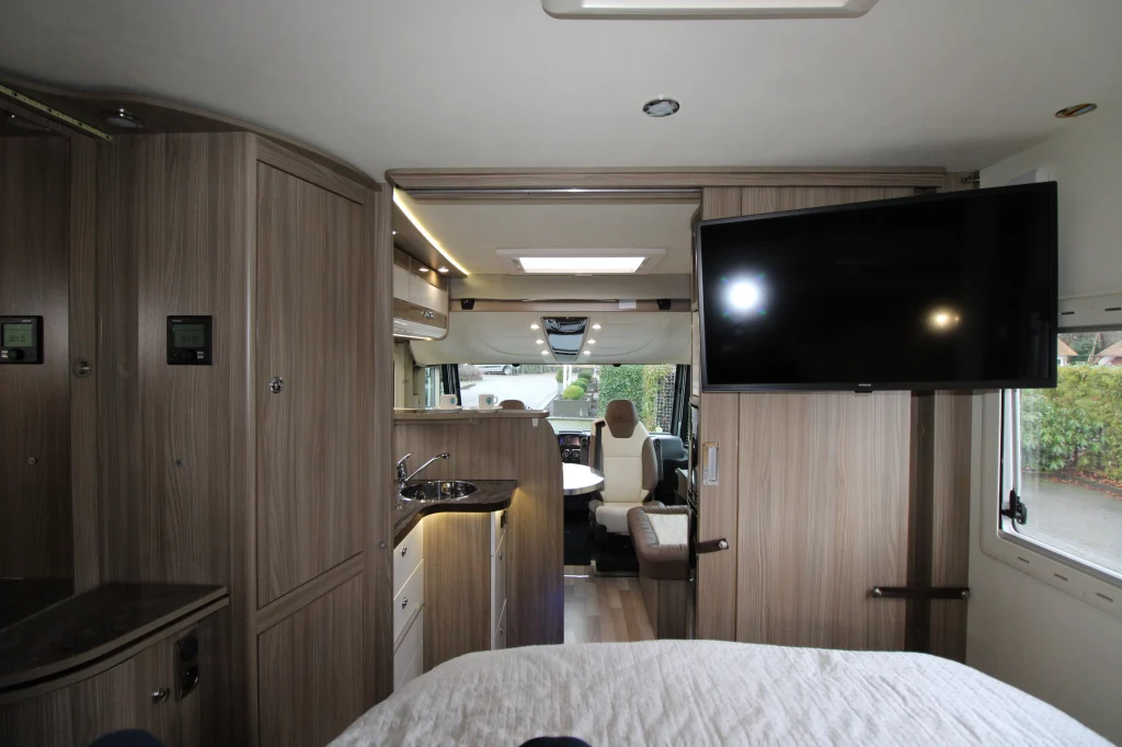 Autostar 650 LC Privilege slaapkamer